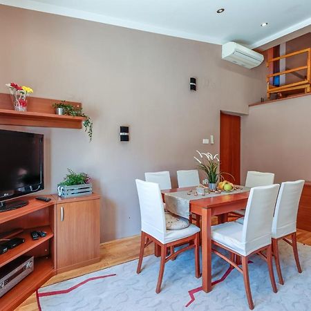 Apartment Sonja Zambratija  Esterno foto