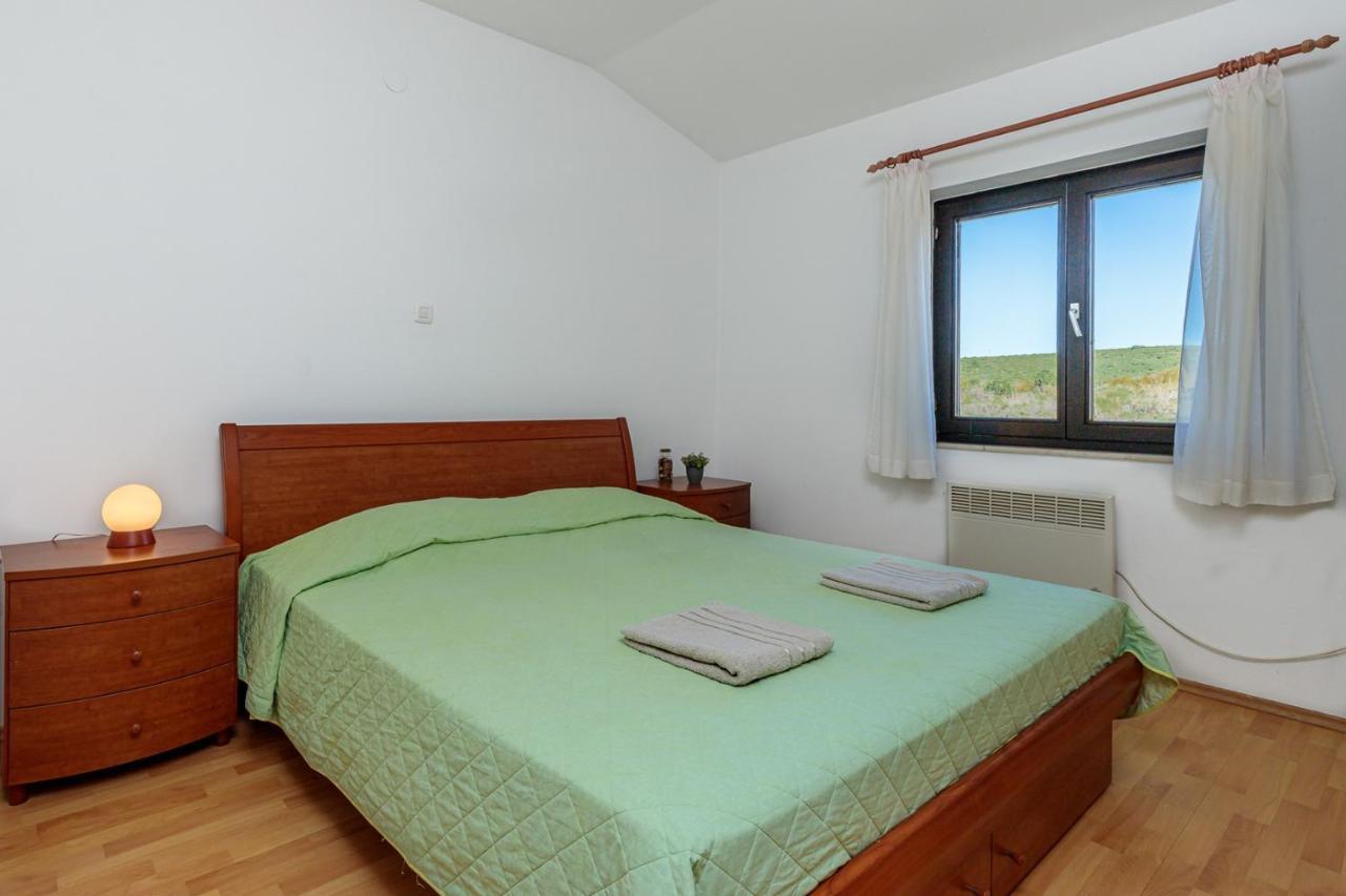 Apartment Sonja Zambratija  Esterno foto