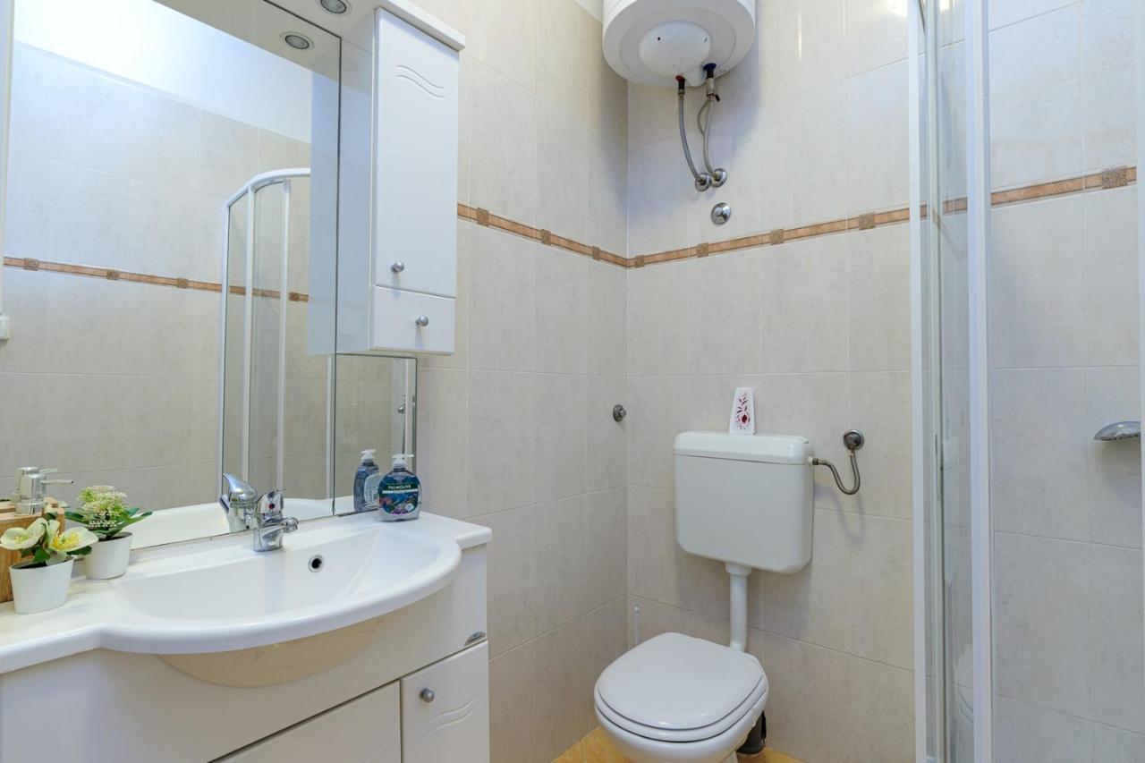 Apartment Sonja Zambratija  Esterno foto